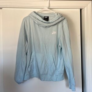 Size M Nike sweatshirt.